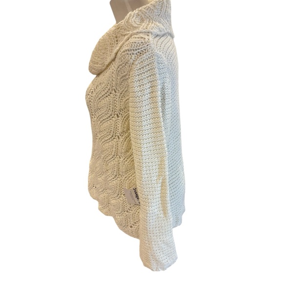 Joseph A White Cable Knit Cowl Neck Sweater - Picture 3 of 11